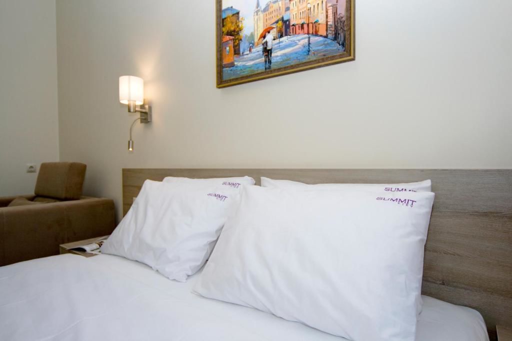 Отель Summit Apart Hotel Киев-51