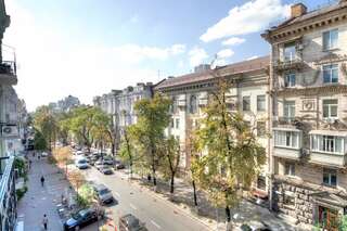 Отель Summit Apart Hotel Киев Апартаменты-студио с гидромассажной ванной-9